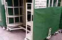 <b>5、后排座椅料架</b>