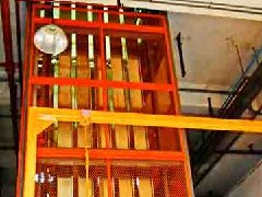 9、连续式升降机